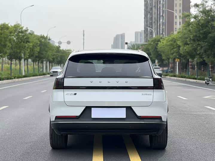 Volvo XC70 Hybrid, 2025 — фото 8 из 9
