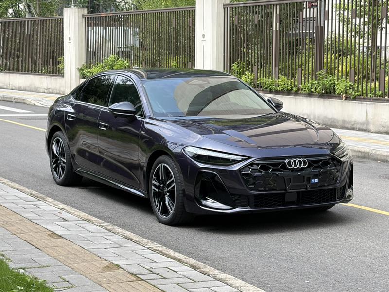 Audi A5L, 2025 — фото 3 из 12