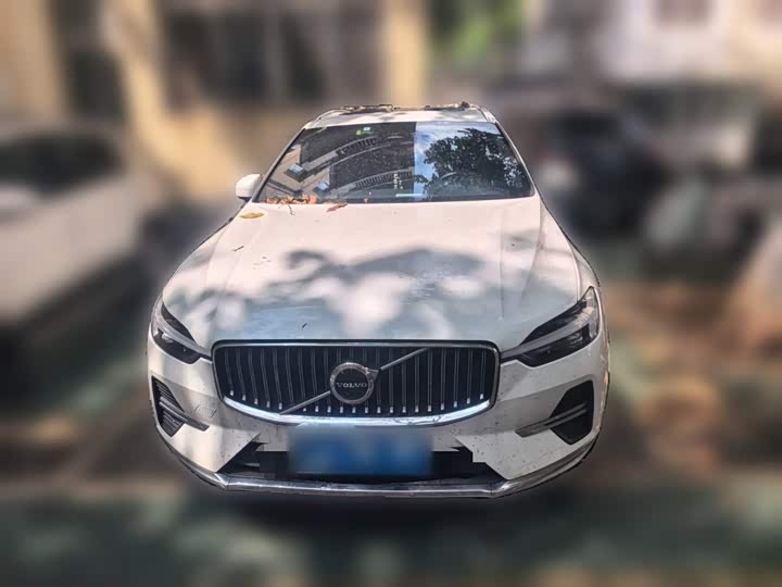 Volvo XC60, 2022 — фото 2 из 9