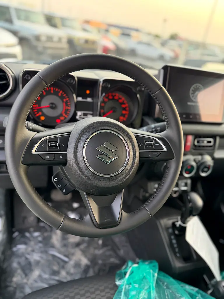 Suzuki Jimny, 2026 — фото 10 из 10