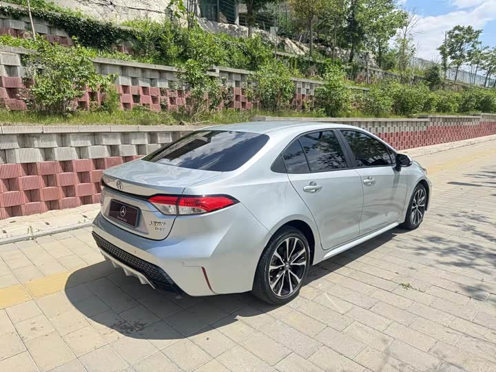 Toyota Levin, 2022 — фото 6 из 9