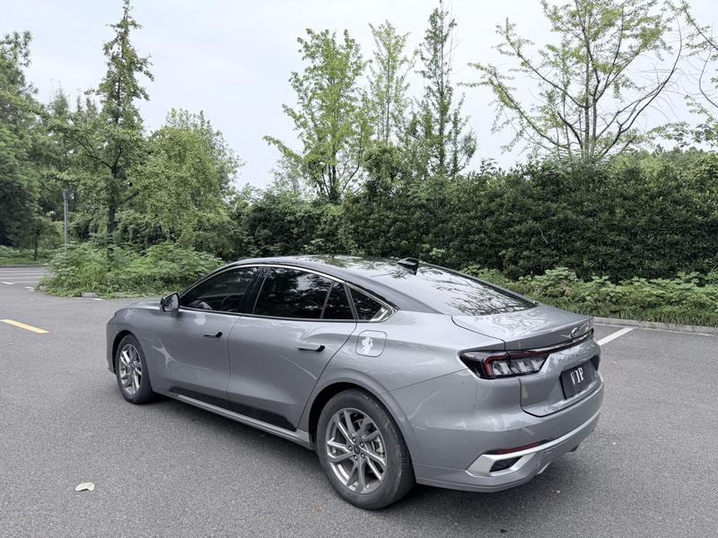 Ford Mondeo, 2024 — фото 5 из 10