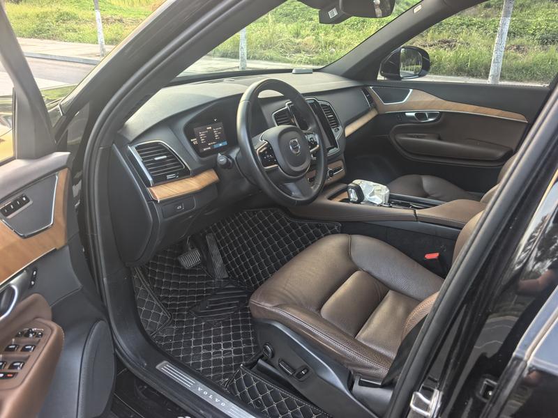 Volvo XC90, 2023 — фото 7 из 9