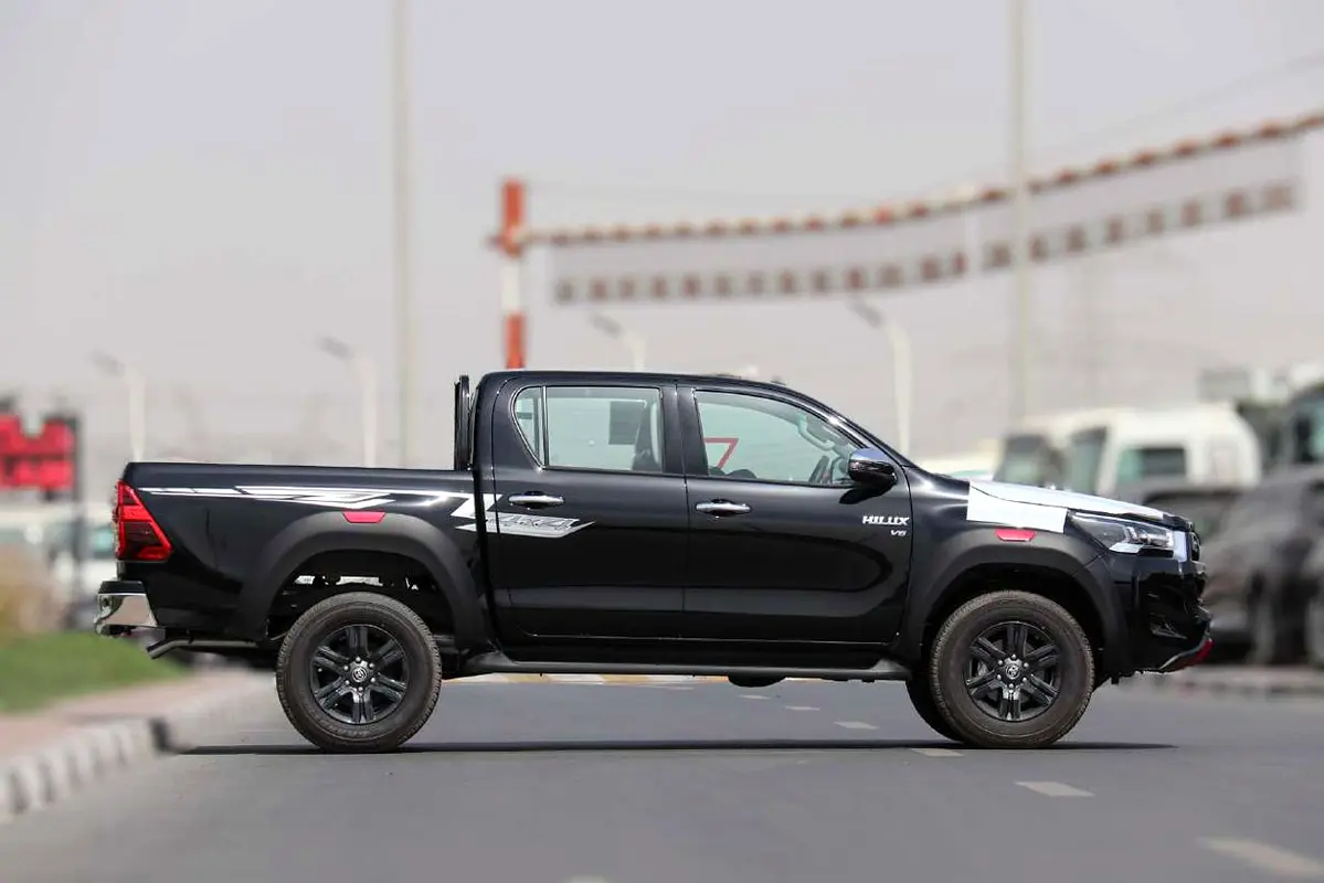 Toyota Hilux, 2026 — фото 3 из 10