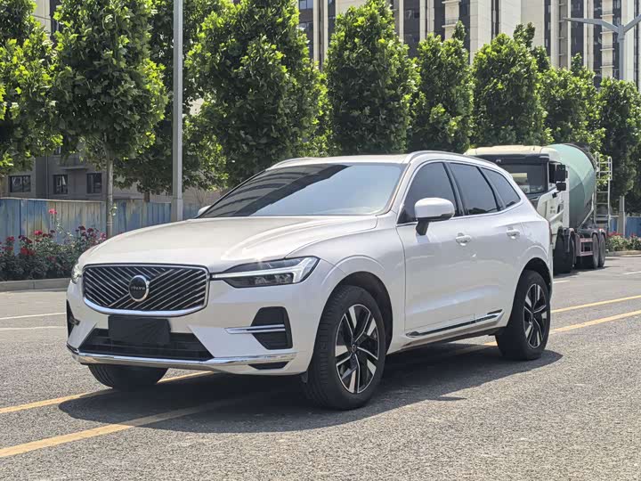 Volvo XC60, 2025 — купить в Нижнем Новгороде под ключ