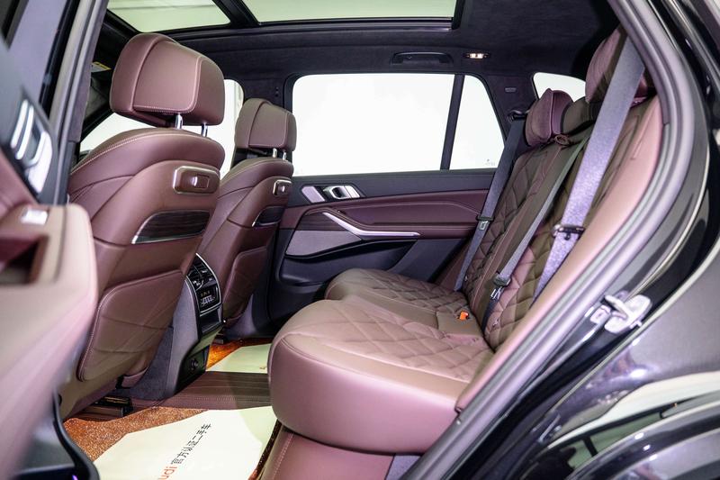 BMW X5, 2025 — фото 12 из 12