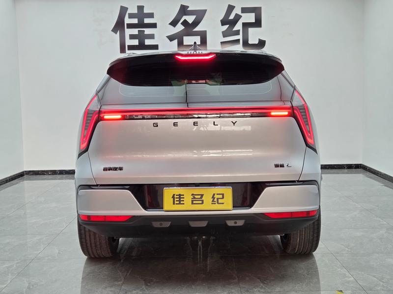 Geely Atlas L, 2026 — фото 6 из 12