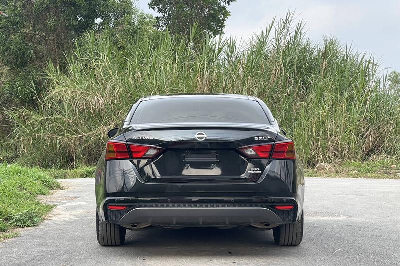 Nissan Teana, 2022 — фото 6 из 12