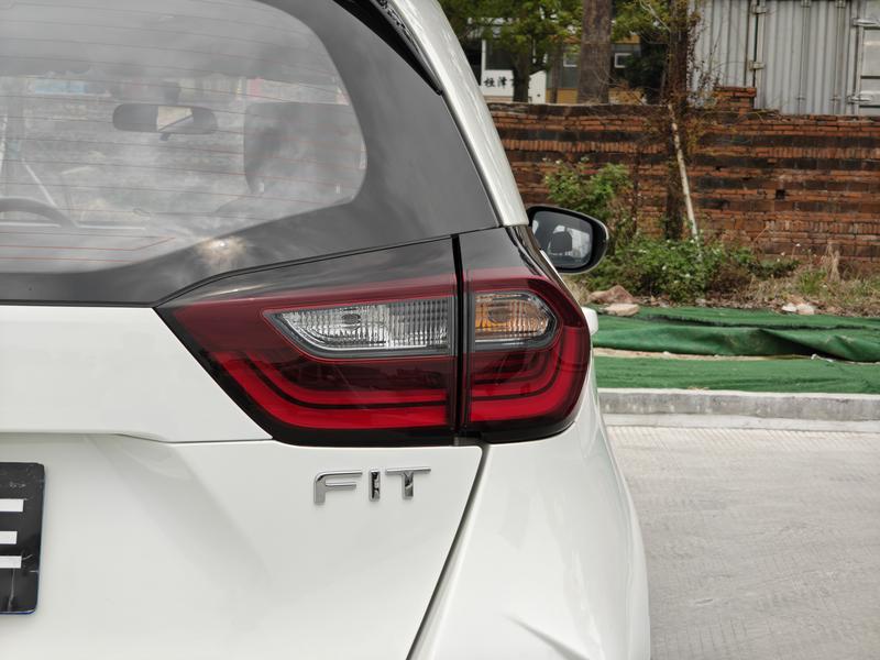 Honda Fit, 2022 — фото 8 из 12