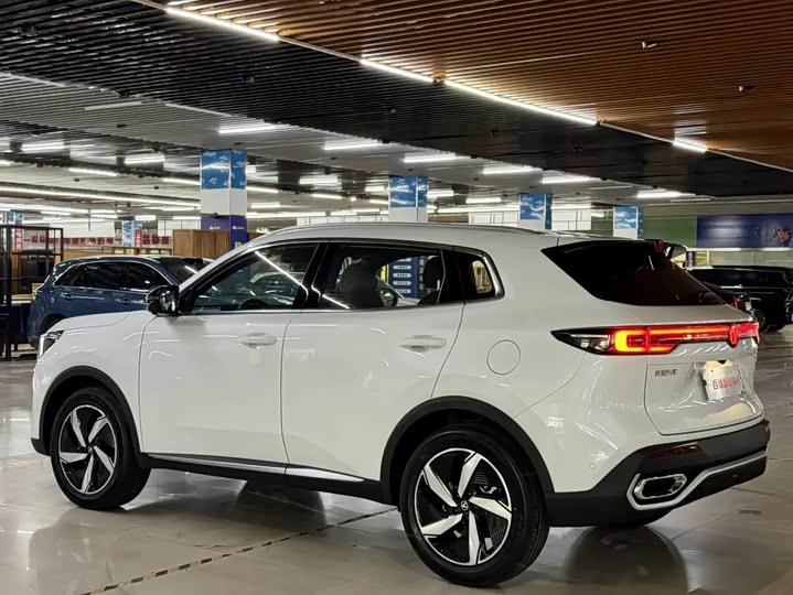 Changan CS55 Plus Hybrid, 2026 — фото 4 из 9