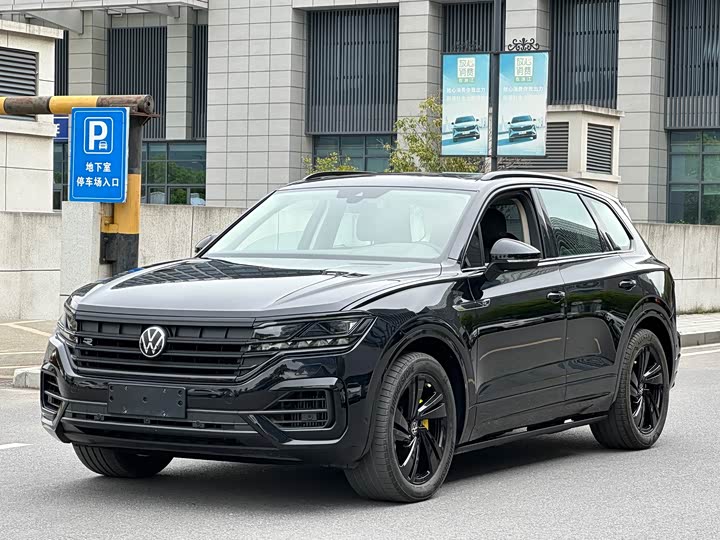 Volkswagen Touareg, 2021 — купить в Брянске под ключ