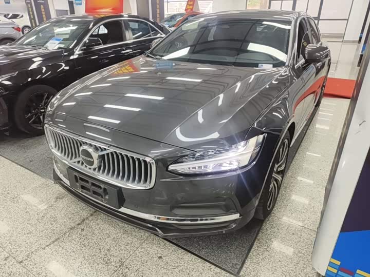 Volvo S90, 2023 — фото 2 из 9