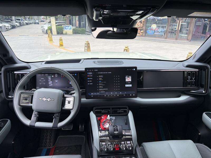 BYD FangChengBao Leopard 5, 2025 — фото 7 из 9