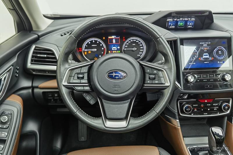 Subaru Forester, 2024 — фото 9 из 12