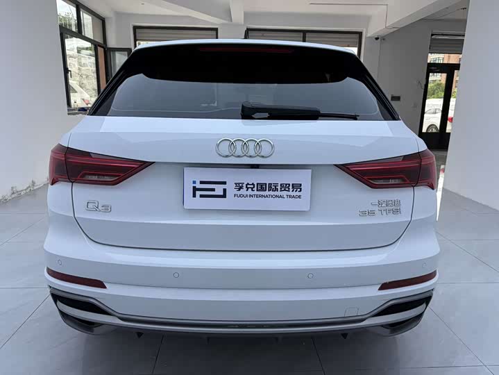 Audi Q3, 2022 — фото 5 из 9
