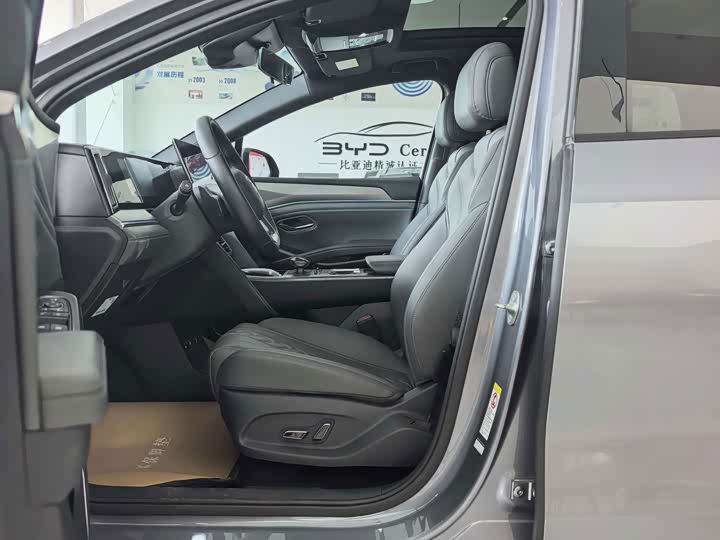 BYD Song L DM-i Hybrid, 2024 — фото 6 из 9