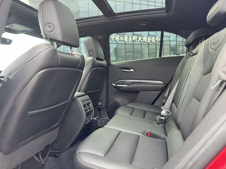 Cadillac XT4, 2022 — фото 6 из 9