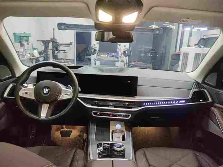BMW X5, 2025 — фото 3 из 5