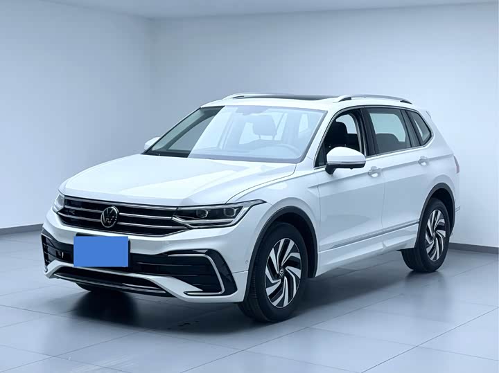 Volkswagen Tiguan L Pro, 2024 — купить в Костроме под ключ