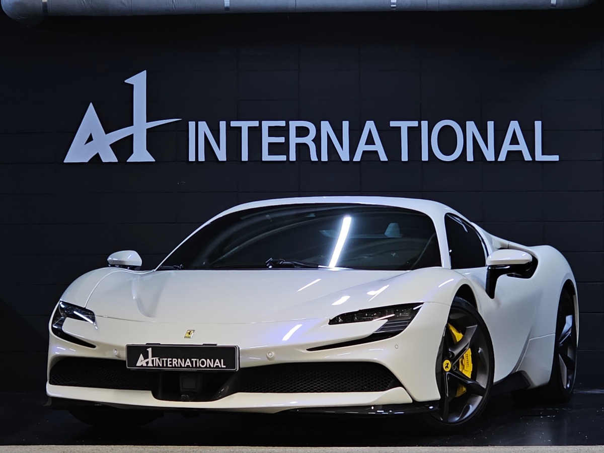 Ferrari SF90, 2022 — купить в Москве под ключ