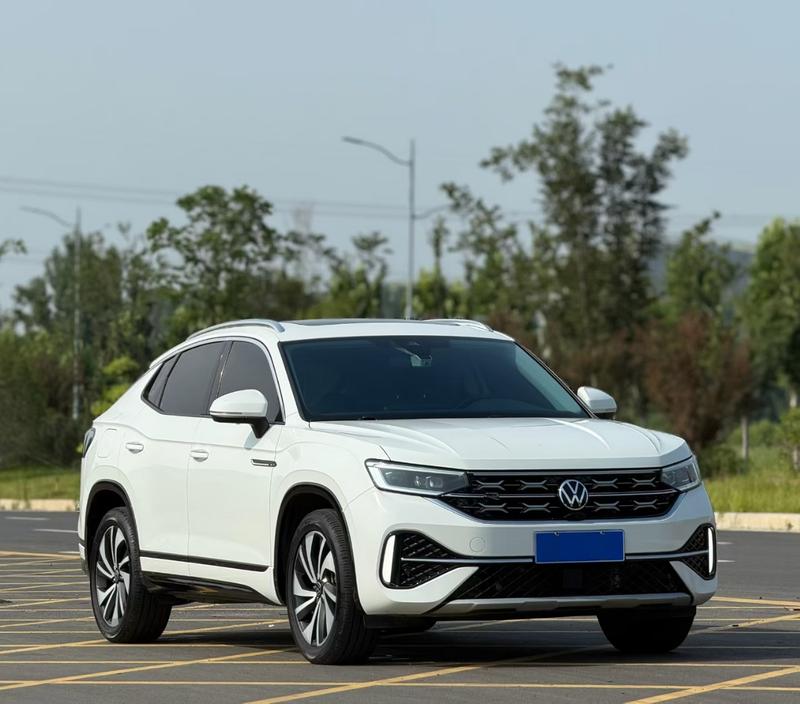 Volkswagen Tayron X, 2023 — фото 3 из 9