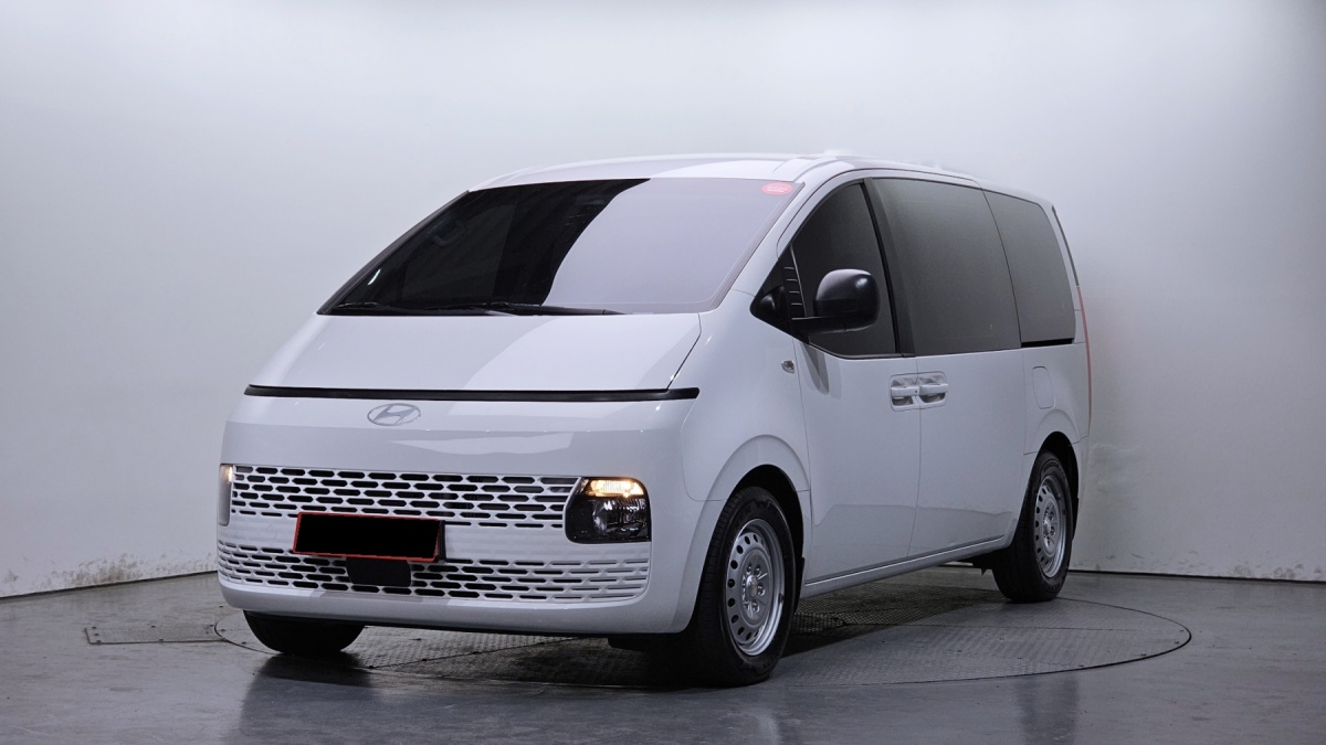 Hyundai Staria, 2024 — купить в Санкт-Петербурге под ключ