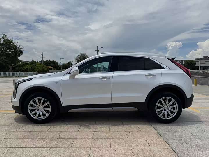 Cadillac XT4, 2021 — фото 4 из 9