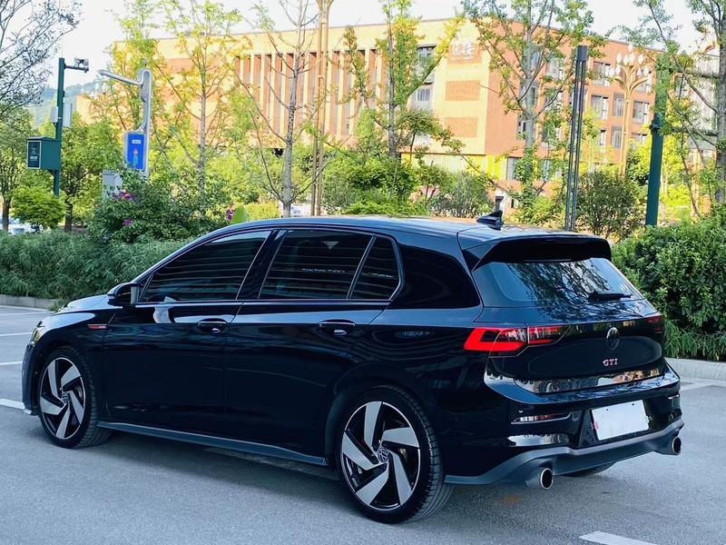 Volkswagen Golf GTI, 2022 — фото 4 из 11