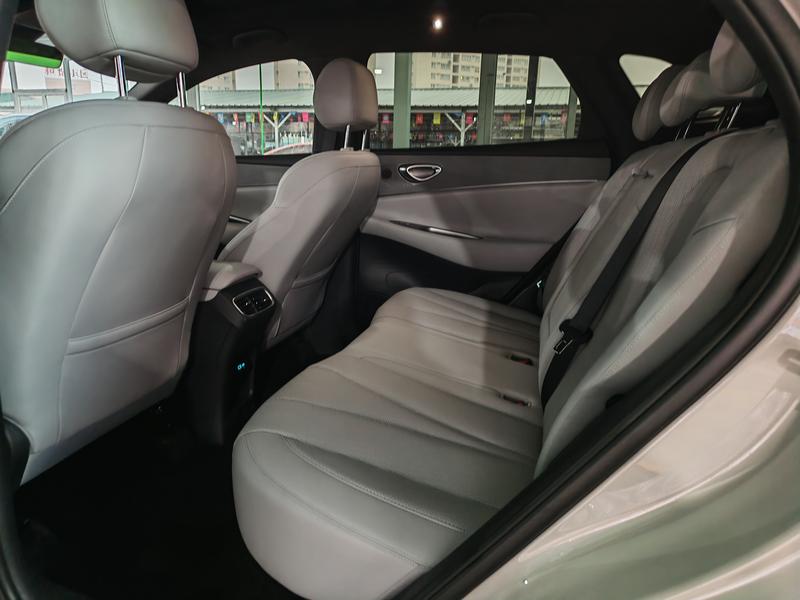 BYD Sea Lion 06 Hybrid/EV, 2025 — фото 10 из 12