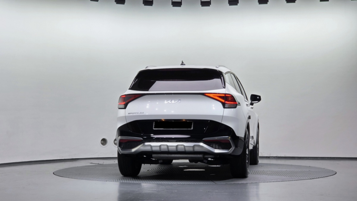 Kia Sportage, 2023 — фото 4 из 12