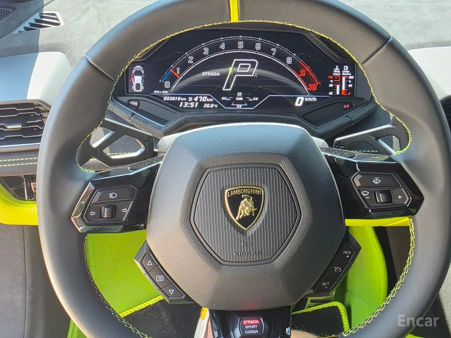 Lamborghini Huracan, 2023 — фото 12 из 12