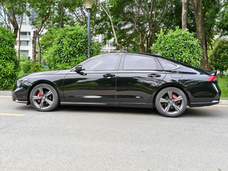 Honda Inspire, 2025 — фото 4 из 12