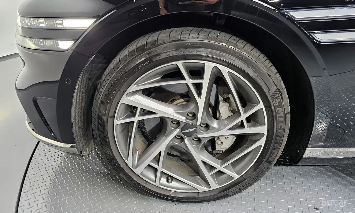 Genesis G90, 2022 — фото 5 из 12