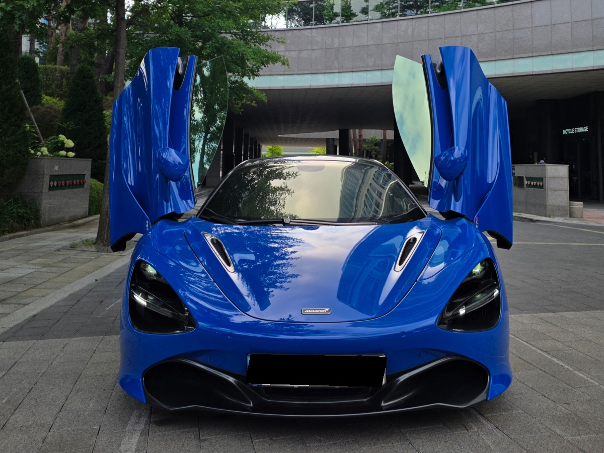 McLaren 720S, 2022 — фото 3 из 12