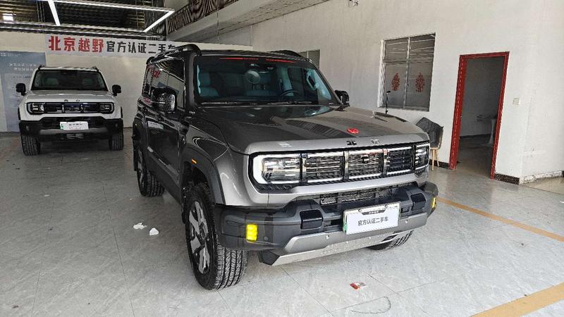 BAIC Beijing BJ40 Hybrid, 2025 — фото 3 из 12