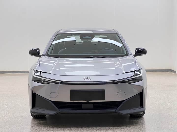 Toyota bZ3, 2024 — фото 2 из 9