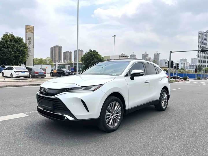 Toyota Harrier, 2022 — купить в Самаре под ключ