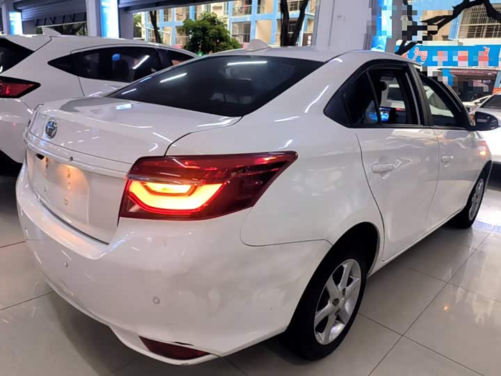 Toyota Vios, 2022 — фото 7 из 9