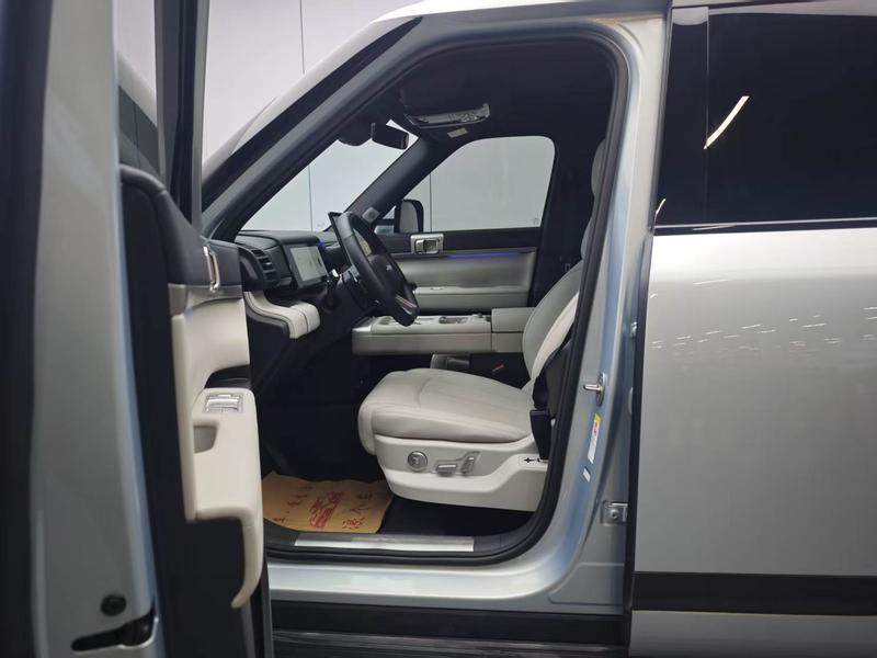 BYD FangChengBao Titanium 7 (Tai 7), 2025 — фото 10 из 12