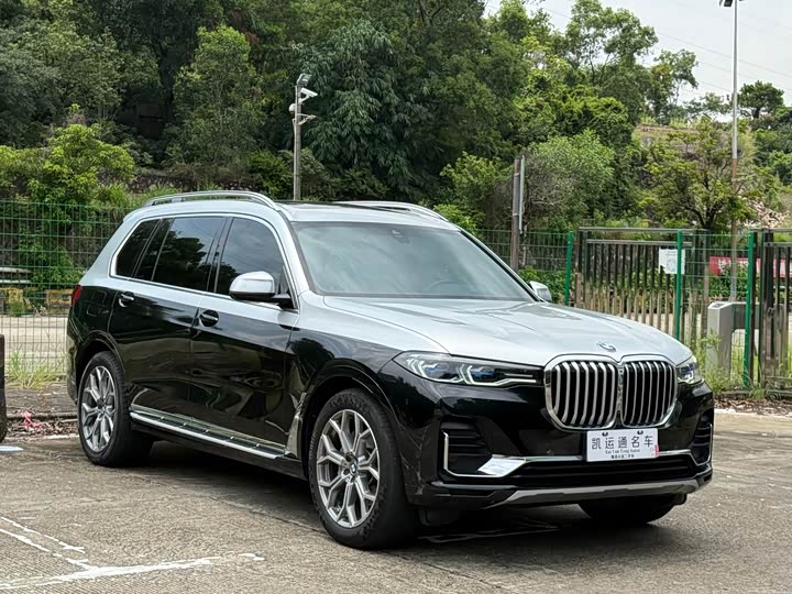 BMW X7, 2022 — фото 2 из 9