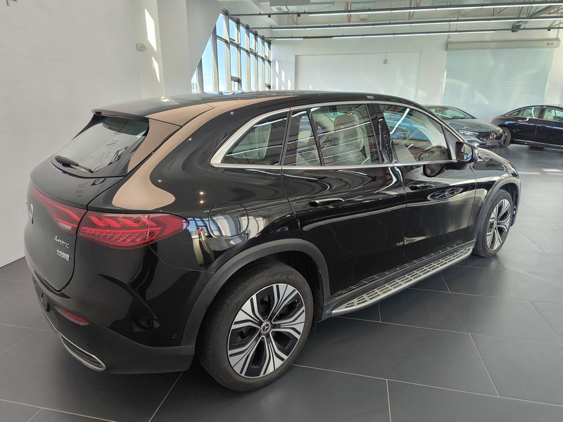 Mercedes-Benz EQE SUV, 2025 — фото 6 из 12