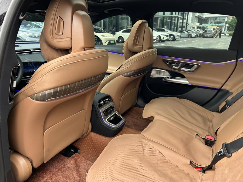 Mercedes-Benz E-Class, 2026 — фото 11 из 12