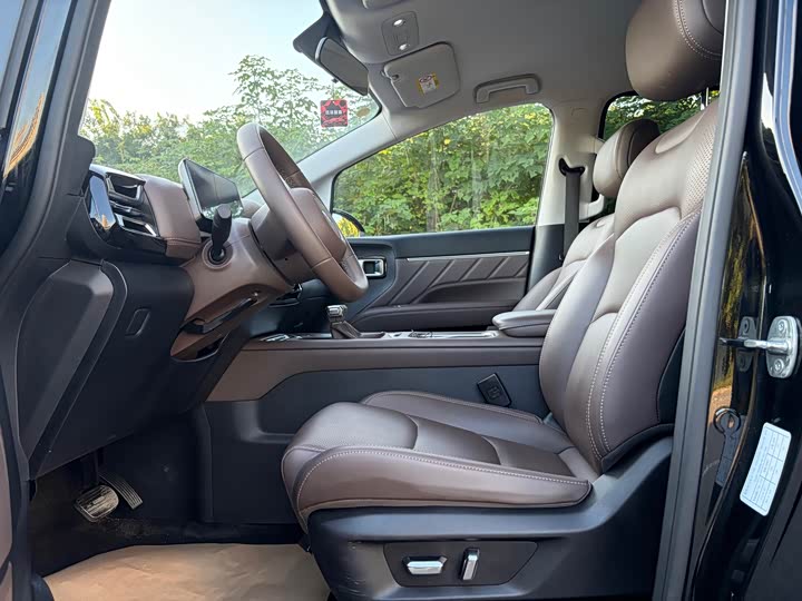 Wuling Starlight 730, 2025 — фото 5 из 9
