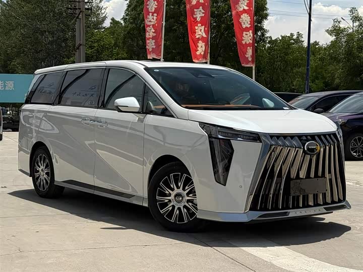 GAC Trumpchi M8 Hybrid, 2026 — фото 2 из 9