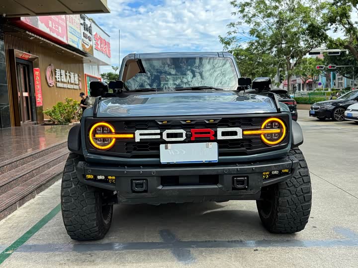 Ford Bronco, 2025 — фото 2 из 5