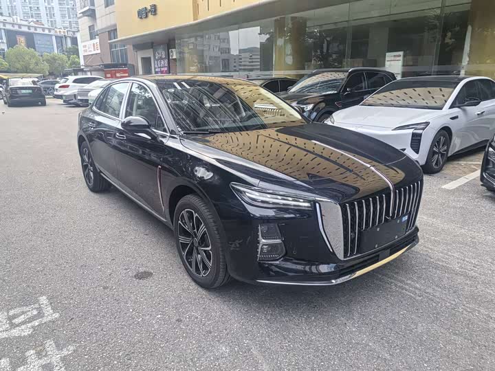 Hongqi H5 Hybrid, 2026 — фото 3 из 9