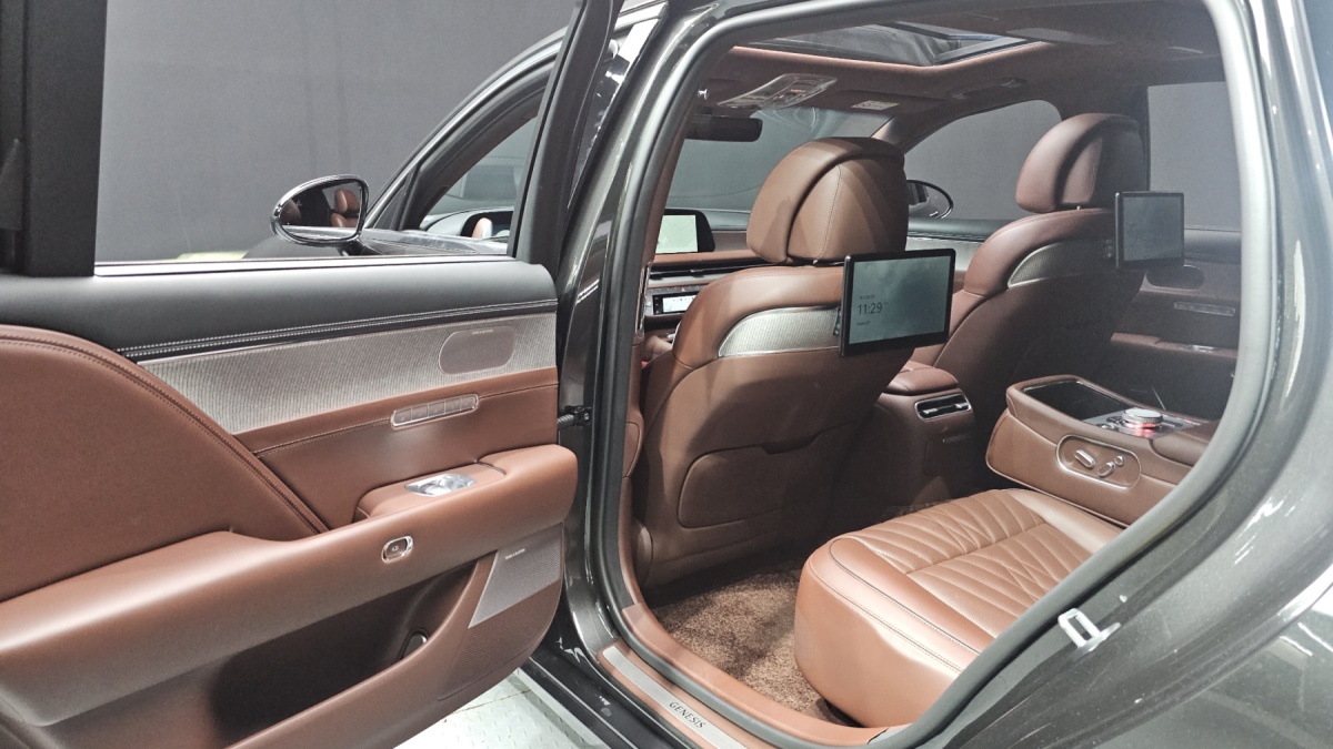 Genesis G90, 2021 — фото 11 из 12