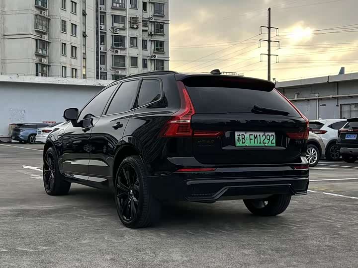 Volvo XC60 Hybrid, 2024 — фото 7 из 9