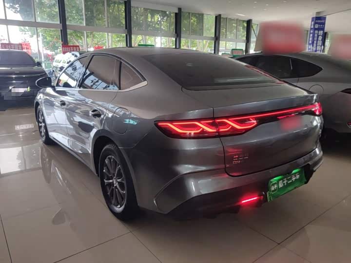 BYD Qin L, 2025 — фото 5 из 9