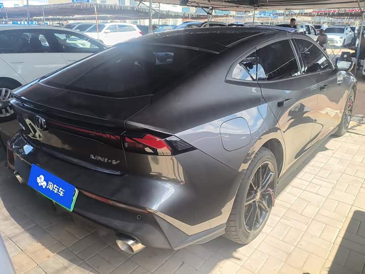 Changan UNI-V Hybrid, 2023 — фото 3 из 9